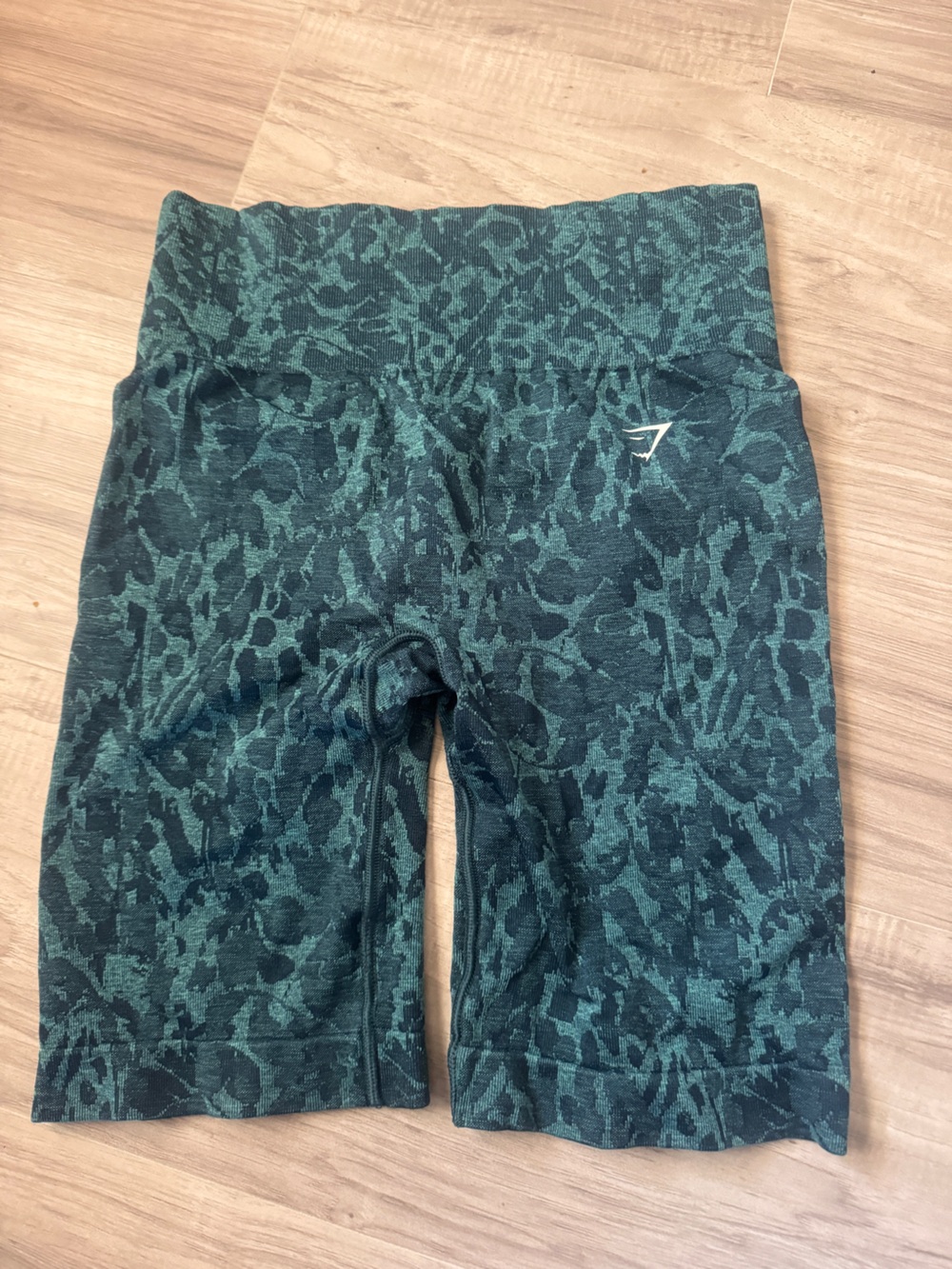 Gymshark teal print spandex shorts size medium